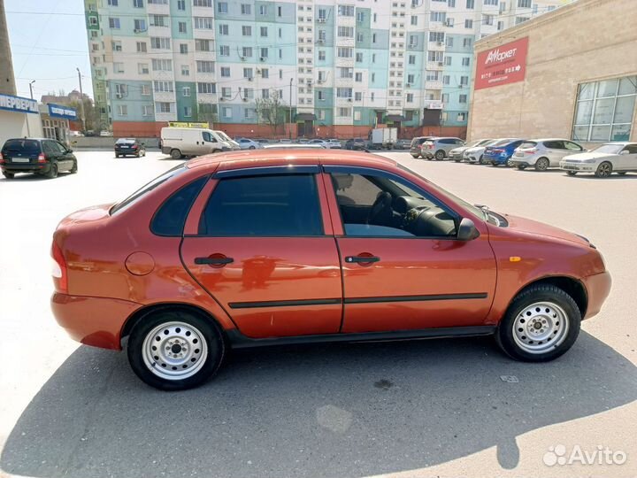 LADA Kalina 1.6 МТ, 2005, 210 442 км