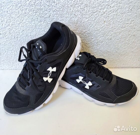 Under Armour кроссовки (44)