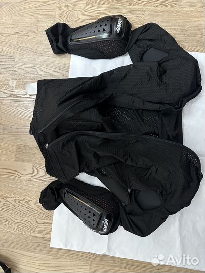 Leatt body protector 6.5