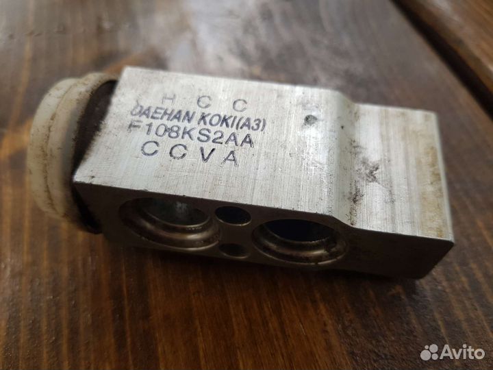 Клапан кондиционера Kia spectra