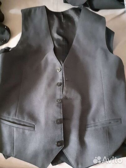 Школьные жилеткиот 10 до 17 лет