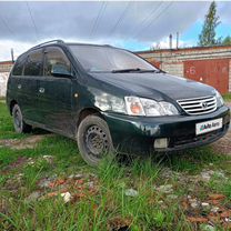 Toyota Gaia 2.0 AT, 1998, 373 000 км, с пробегом, цена 550 000 руб.