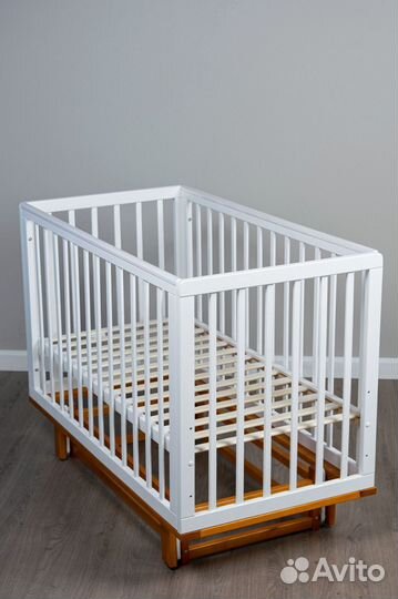 Детская кровать трансформер с маятником