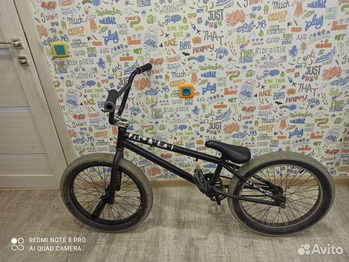 Трюковой велосипед bmx