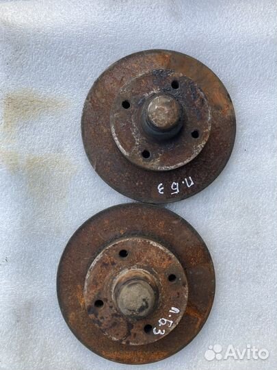 Задние тормозные диски Фольксваген passat b3