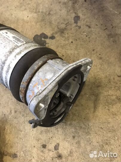 Audi A8 d3 4e пневмо стойка