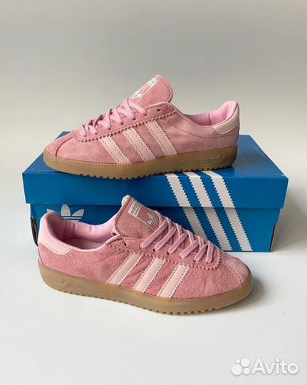 Adidas bermuda pink