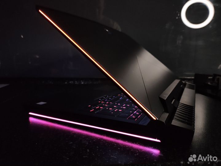 Игровой ноутбук alienware i7-7820hk/gtx1080/16g