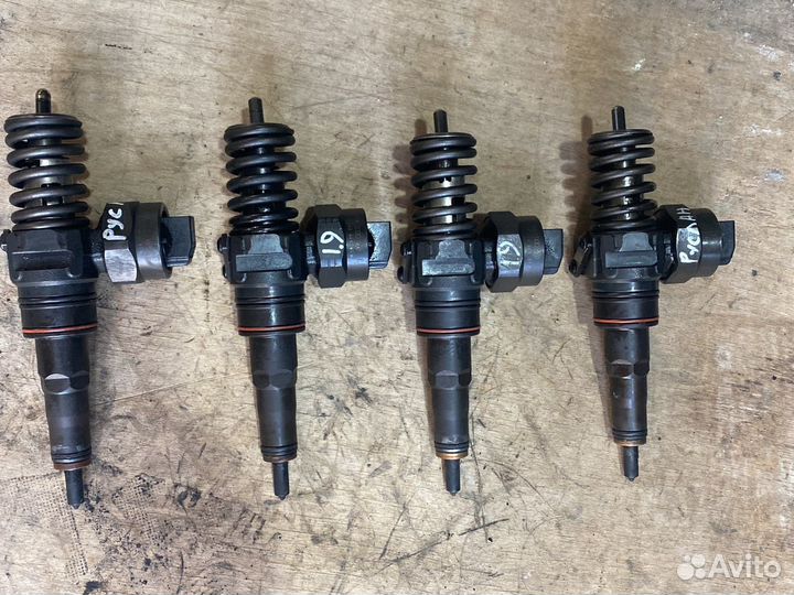 Насос-форсунки 038130073J 1.9tdi VW, Audi, Skoda