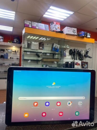 Планшет Samsung Galaxy TAB A 2018 10.5 3/32 GB