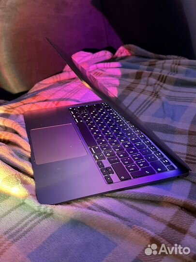 Apple MacBook Air 13 M1/16/1TB Silver (Z127)