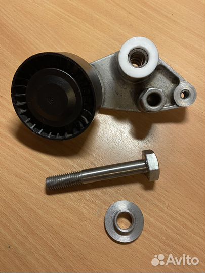 Натяжитель на подшипниках