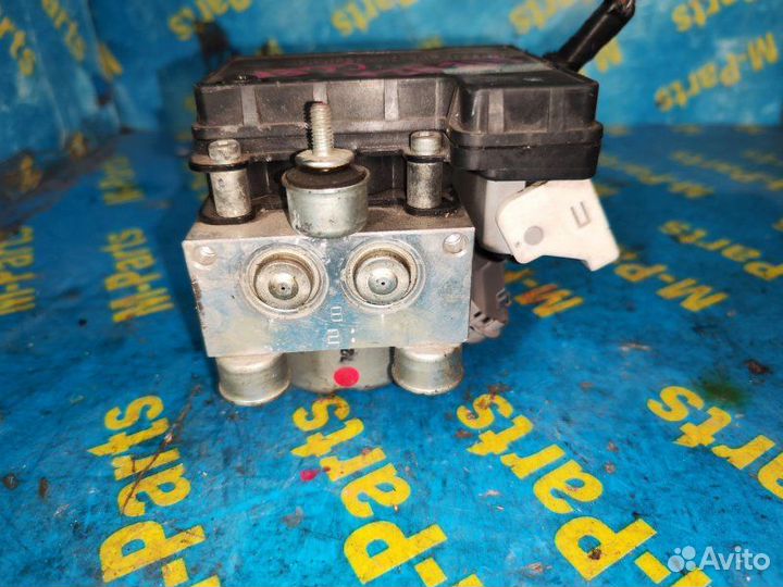 Блок abs Mazda Atenza ggep 2006
