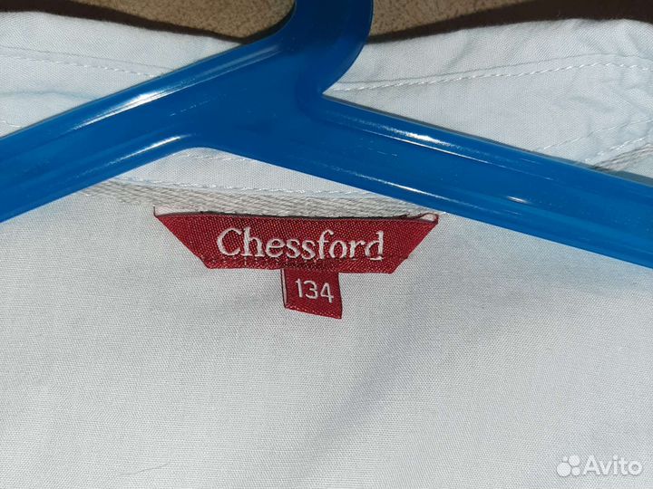 Голубая школьная рубашка