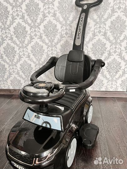 Машина толокар с ручкой