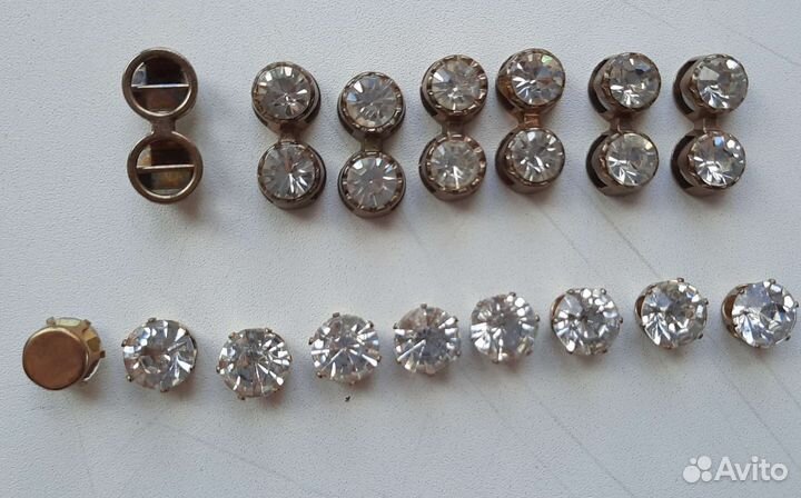 Стразы пришивные в оправе (в цапах)