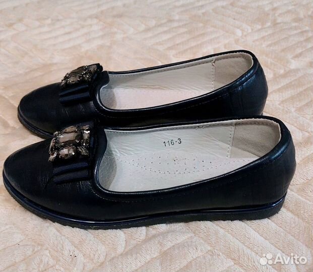Школьные туфли-лодочки. Для сменки