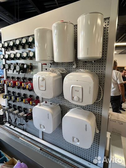 Водонагреватели со склада. Водонагреватель новый