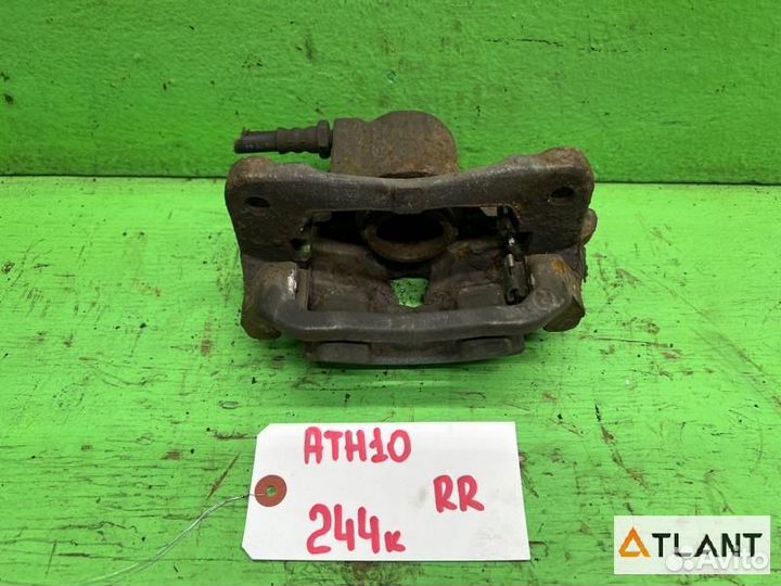 Суппорт задний правый toyota alphard