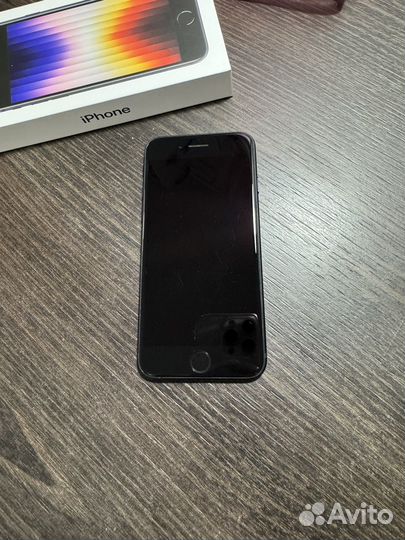 iPhone SE (2022), 64 ГБ