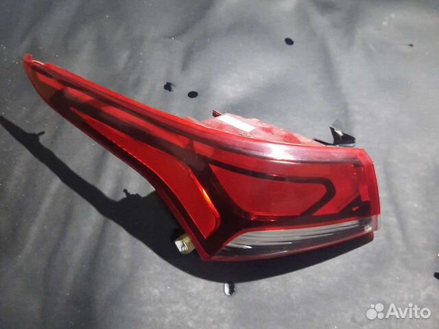 Левый фонарь solaris с 2017 с дефектом