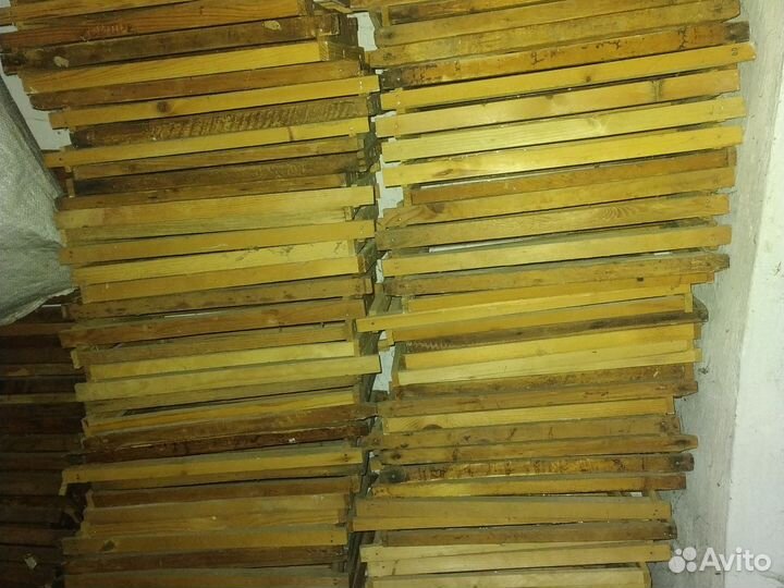 Рамки дадан,рут, магазинные, улья, кормушки