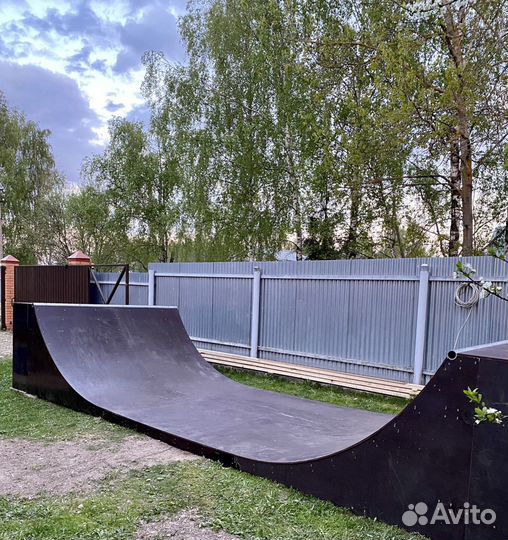 Рампа для скейтбординга и самоката