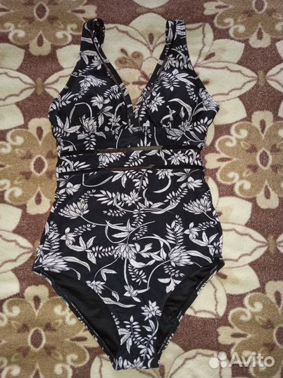 Купальник женский слитный