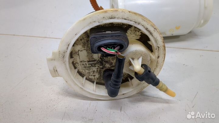 Насос топливный электрический Volkswagen Touareg