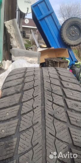 Zeta Antarctica Ice 245/45 R18