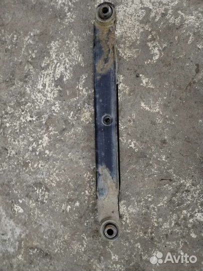 Задний рычаг на nissan x-trail