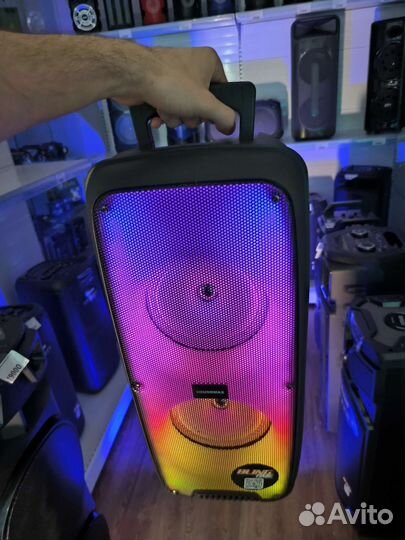 Большая портативная блютуз колонка