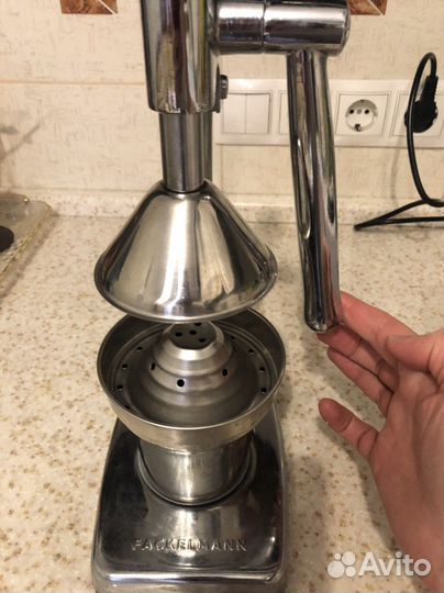 Соковыжималка механическая