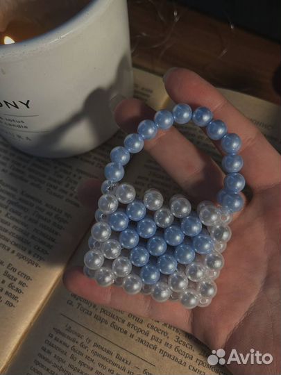 Маленькая сумка из бусин для кукол