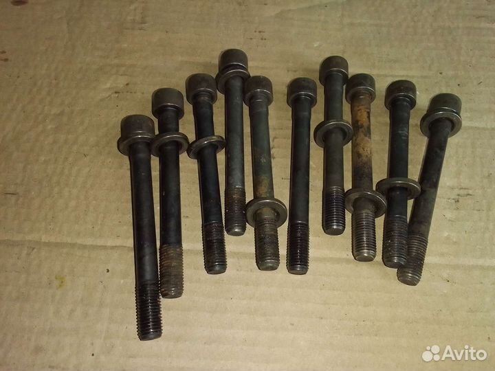 Комплекс болтов гбц 1.4 Hyundai Getz