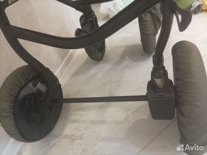 Детская коляска 3 в 1