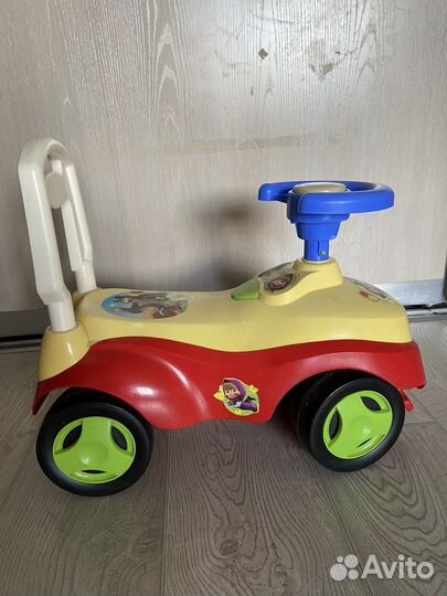 Машинка каталка толокар