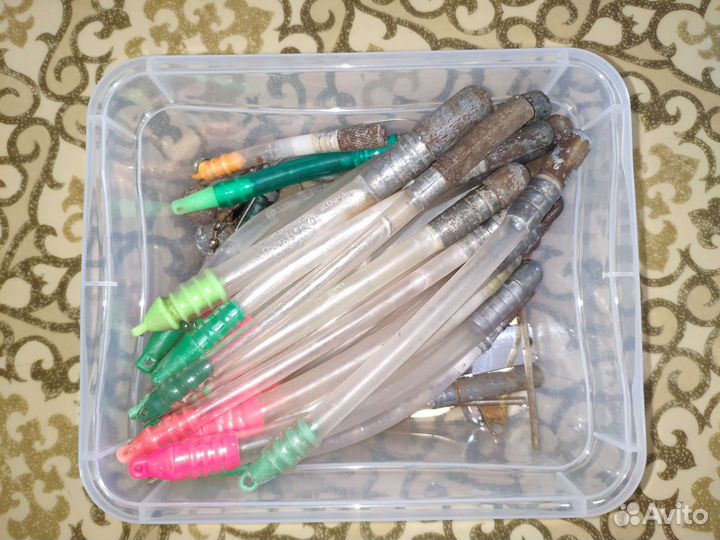 Продам блёсны, мухи, воблера, тирольские палочки