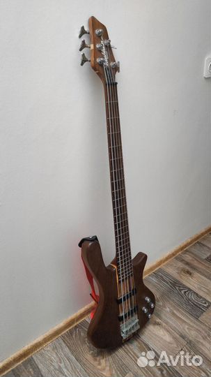 Бас гитара washburn Taurus T25