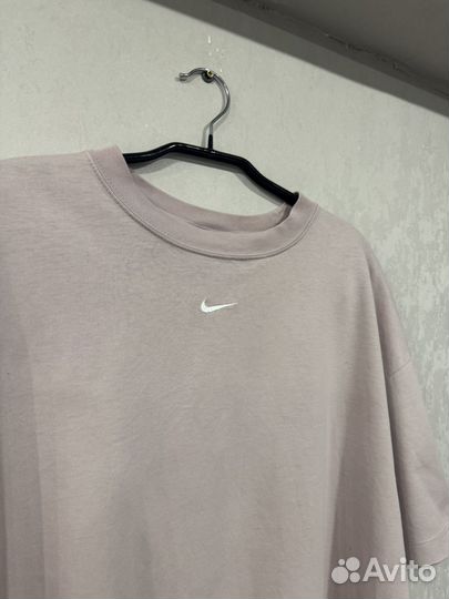 Футболка nike swoosh