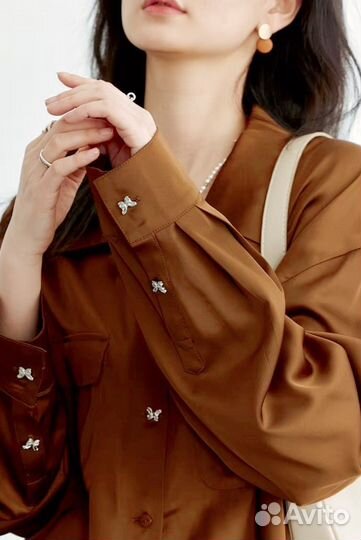 Атласная блузка