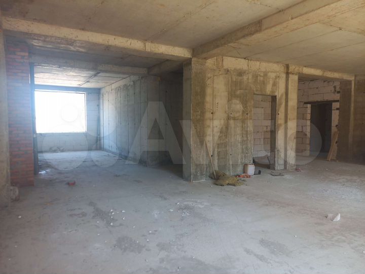 3-к. квартира, 108 м², 3/8 эт.