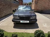 Mercedes-Benz W124 2.0 MT, 1987, битый, 465 000 км, с пробегом, цена 215 000 руб.