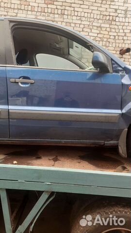 Передняя правая дверь ford fusion