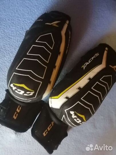 Нагрудник, Налокотники