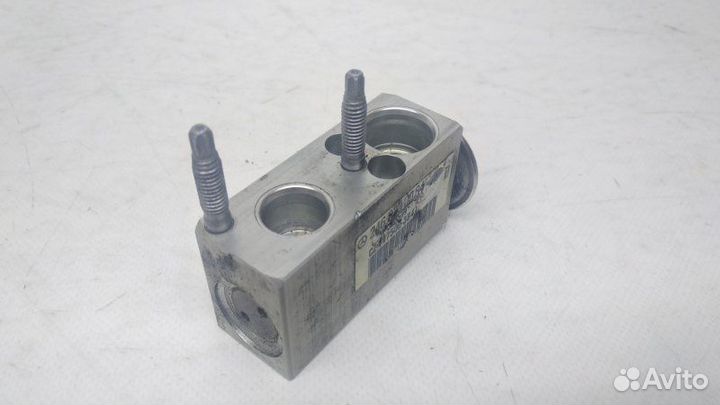 Клапан кондиционера Mercedes-Benz Cla W117 2.0