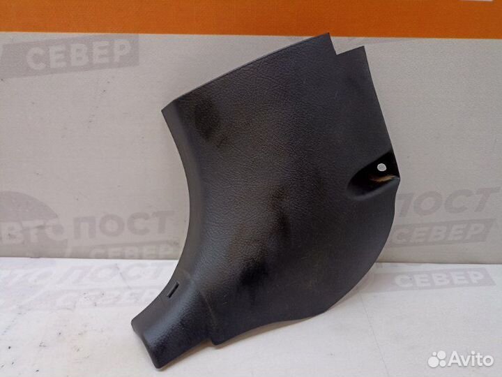 Накладка порога (внутренняя) передняя левая Toyota