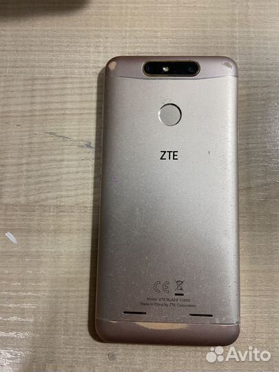 ZTE Blade V8 mini, 3/32 ГБ