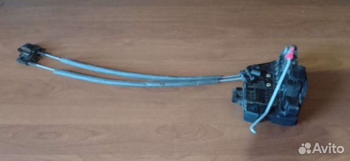 Замок двери задней правой KIA Cerato 81420A7011