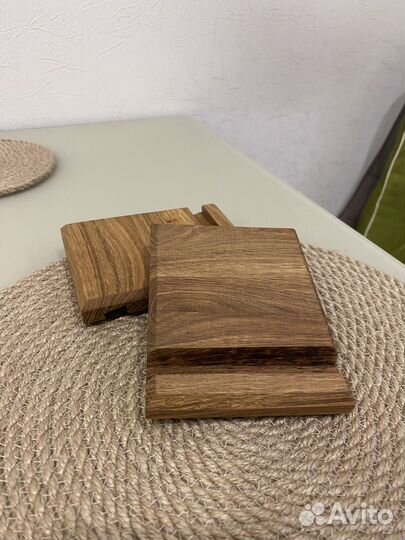 Подставка для телефона из дерева